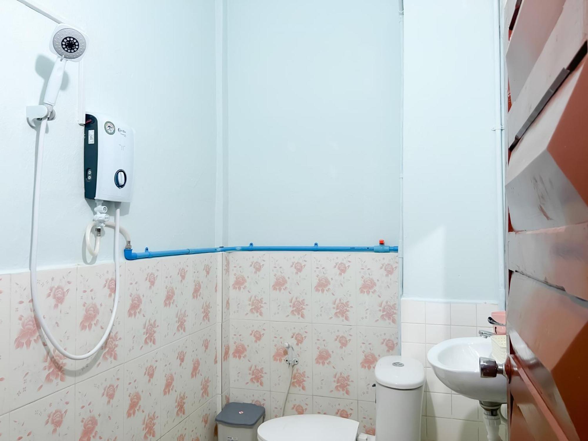 Lotus Blanc Homestay Villa Battambang Exterior photo
