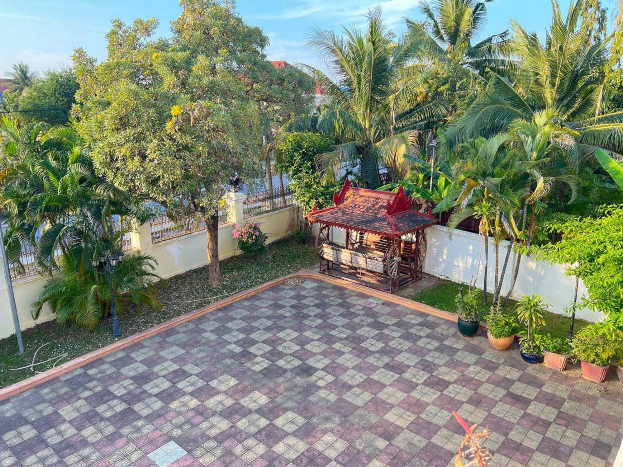 Lotus Blanc Homestay Villa Battambang Exterior photo
