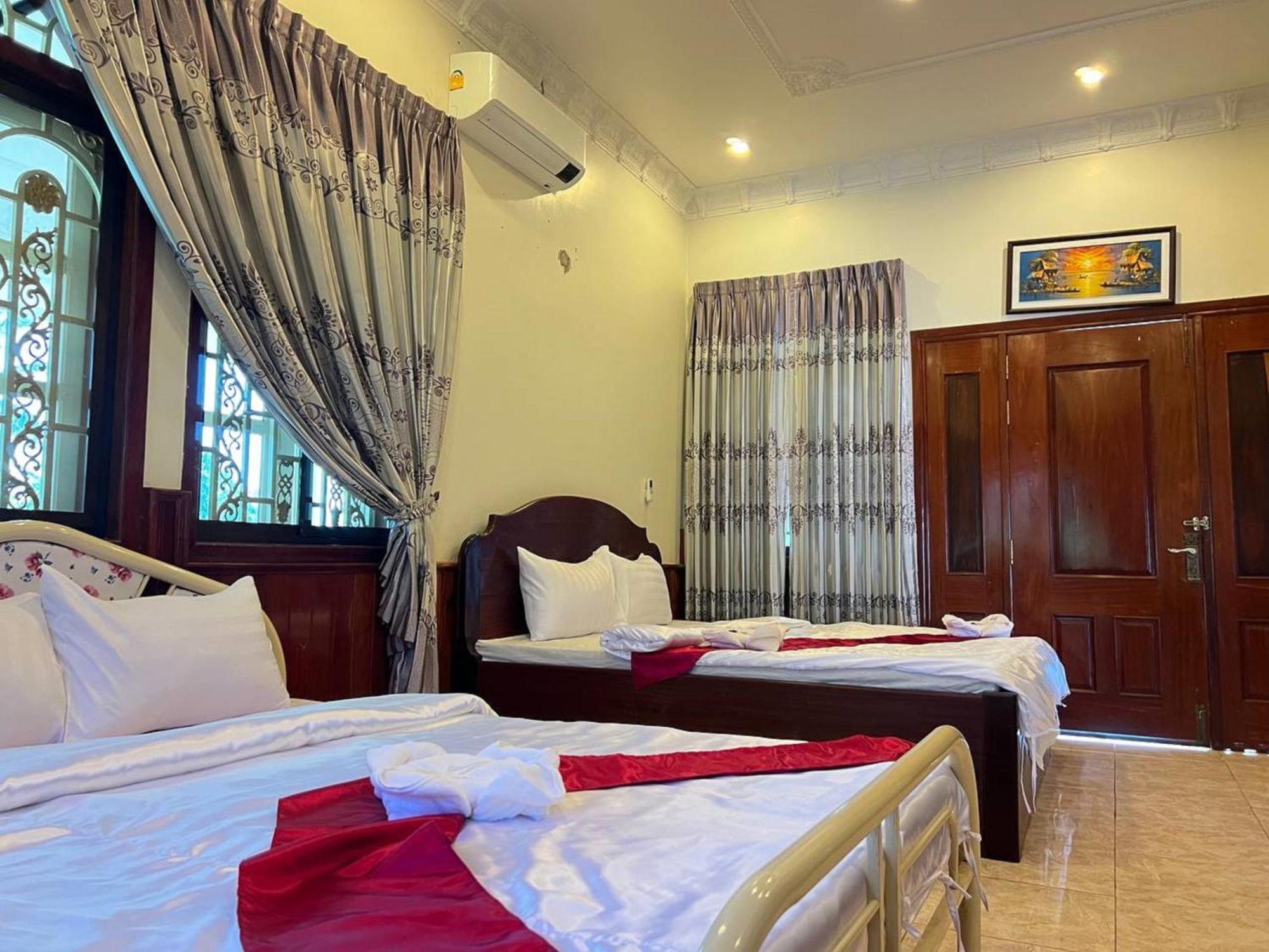 Lotus Blanc Homestay Villa Battambang Exterior photo