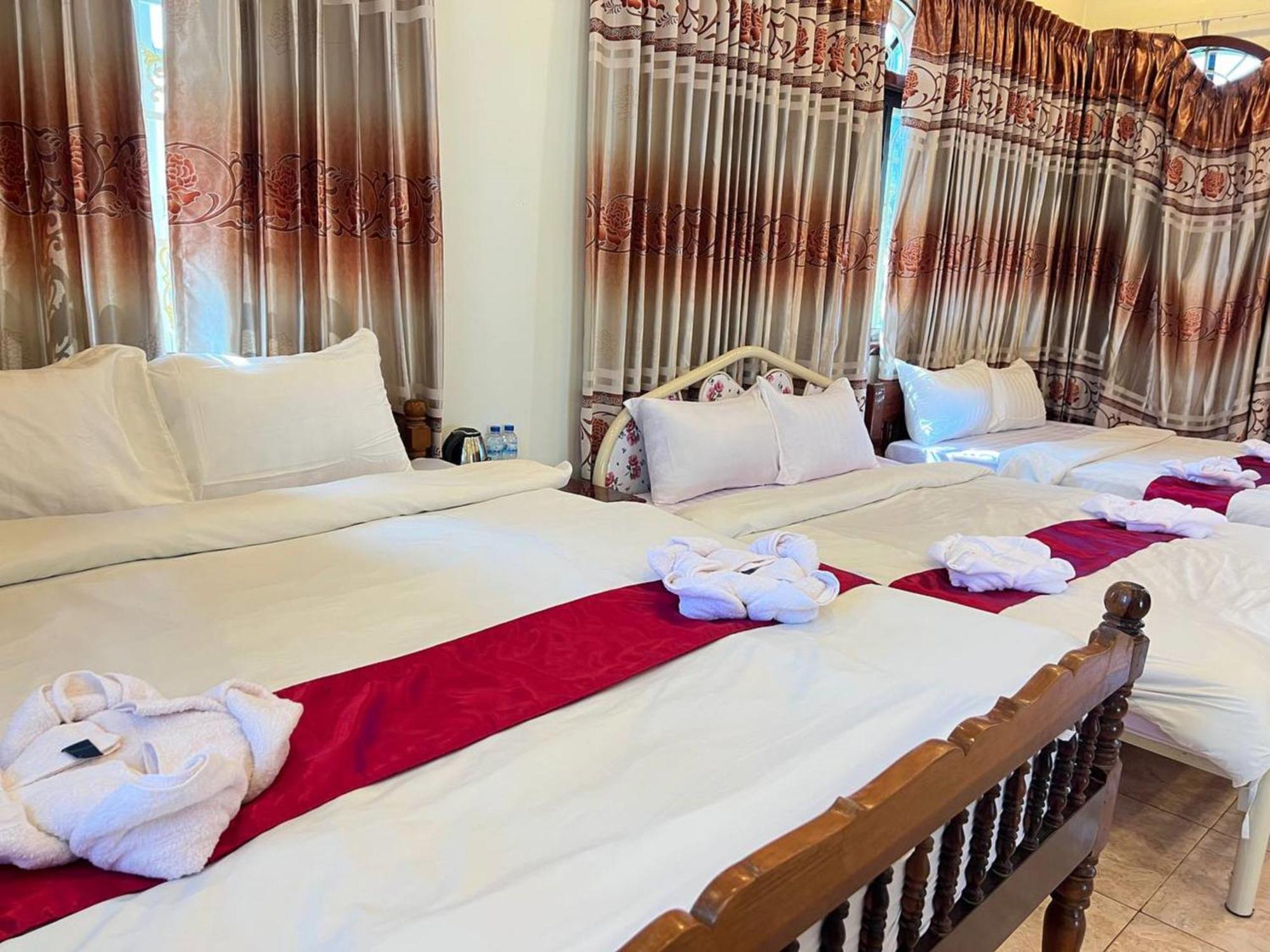 Lotus Blanc Homestay Villa Battambang Exterior photo